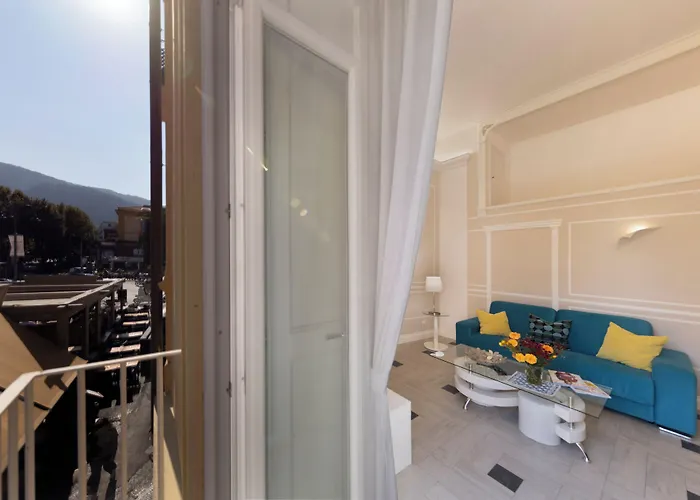 Yourhome - Royal Blue Appartement