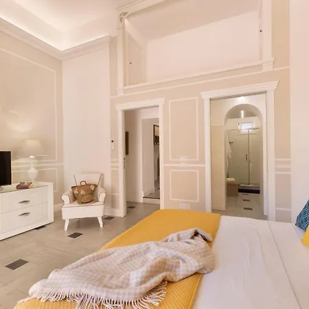 Апартаменты Yourhome - Royal Blue