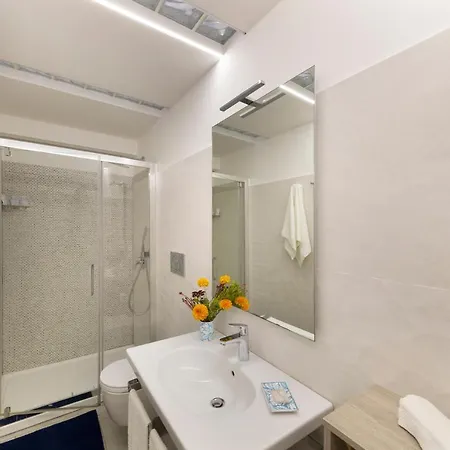 Апартаменты Yourhome - Royal Blue Сорренто