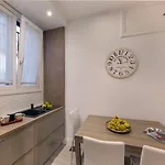 Yourhome - Royal Blue Апартаменты *